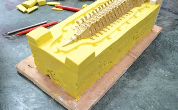 模具硅橡膠刷模怎樣畫(huà)模線(xiàn)