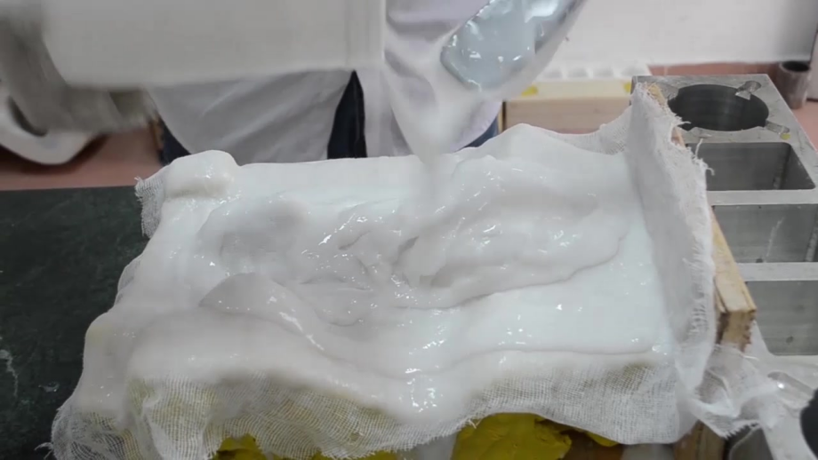 模具硅膠刷模如何使用，有什么需要注意的 ？