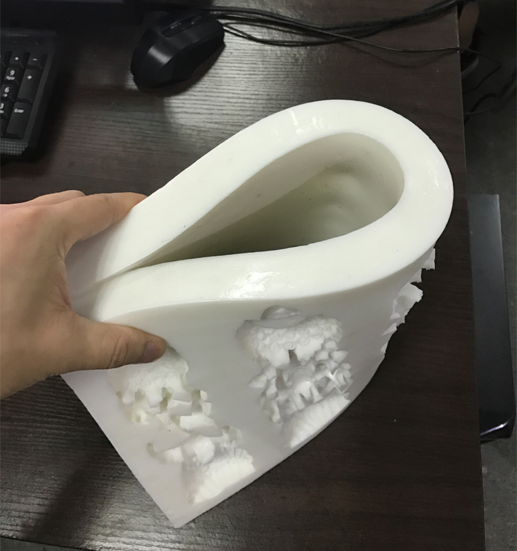 什么原因?qū)е履＞吖枘z產(chǎn)品變形你知道嗎 ？