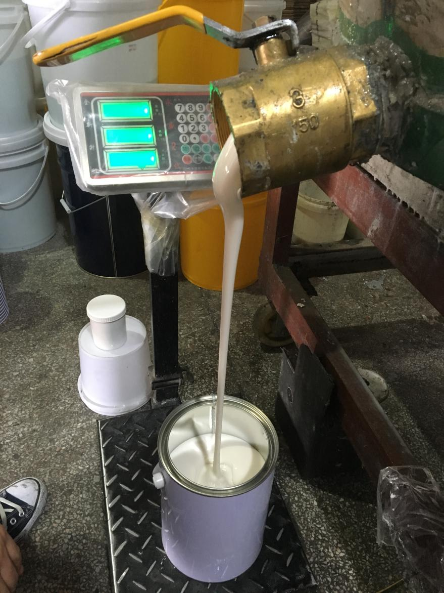 液態(tài)硅膠產(chǎn)品出現(xiàn)流紋路的原因是什么？